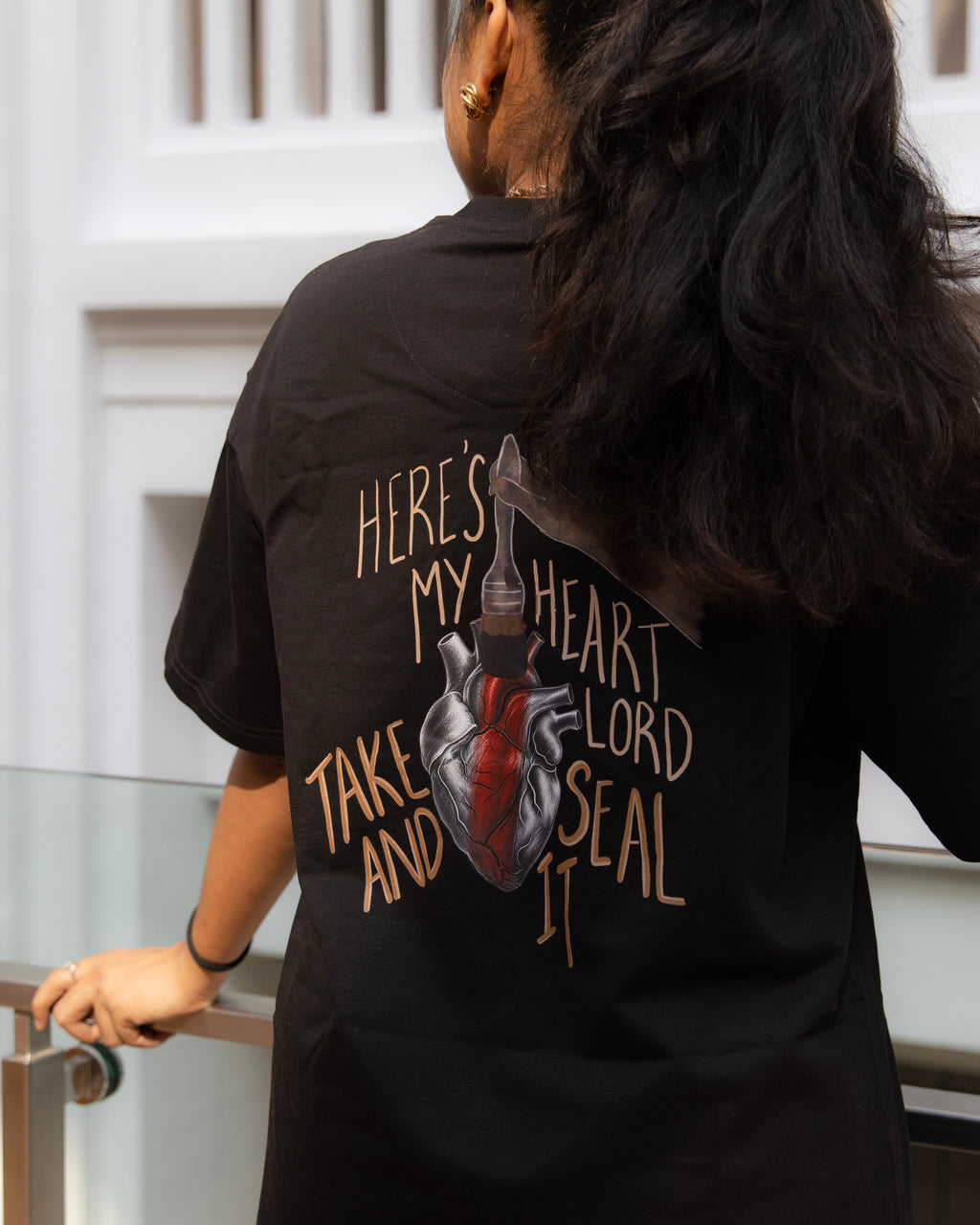 Here's my heart Lord - Black Oversized Tee